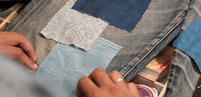 Permakan Levis Setiawan: Mengubah Celana Jeans Jadi Karya Seni di Cilacap